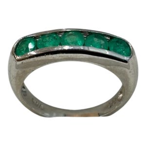 Pt900 エメラルド リング