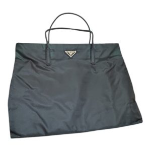 PRADA　ナイロン　トートバッグ　買取り