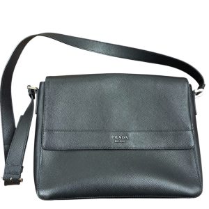 プラダ　サフィアーノ