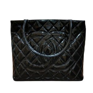 パテントレザー 復刻トート CHANEL【Cランク】