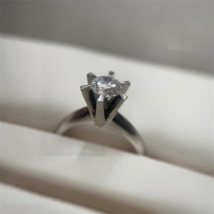 Pt900　ダイヤモンドリング　プラチナ