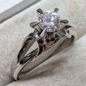 Pt900 ダイヤモンドリング