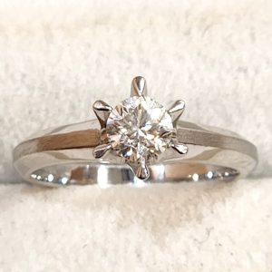 プラチナ (Pt850) リング ダイヤモンド ジュエリー 指輪 | 根室市