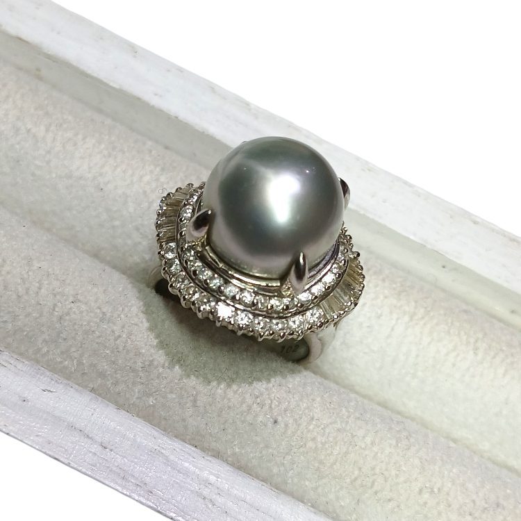 【Pt900パールリング】プラチナ900・真珠・メレダイヤモンド・貴金属・アクセサリー・ジュエリー