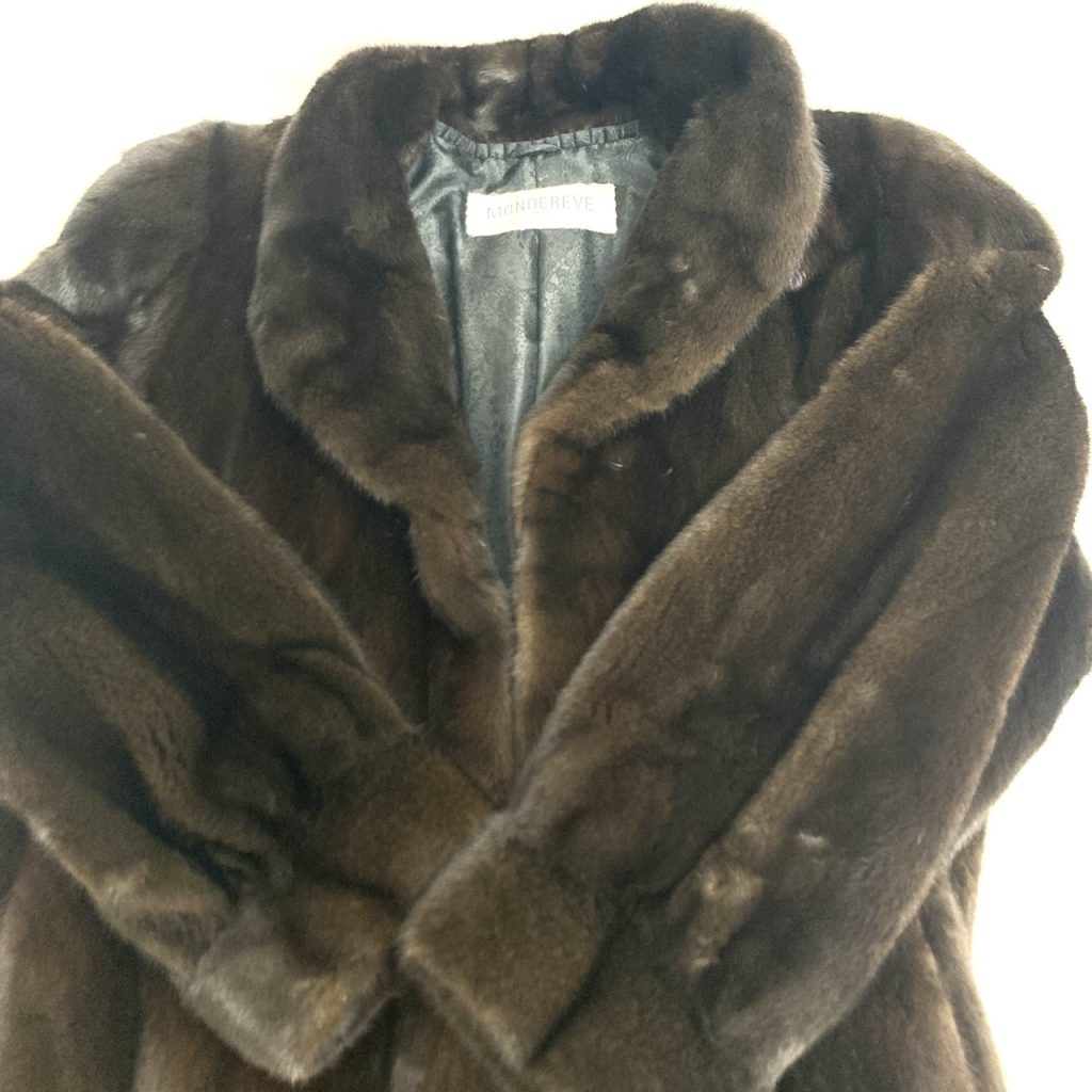 モンデルベ ブラックグラマ ミンクコート