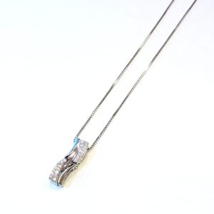 K18WG ネックレス