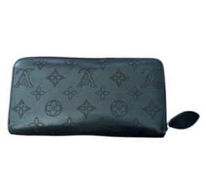 ルイヴィトン（LOUISVUITTON）　長財布