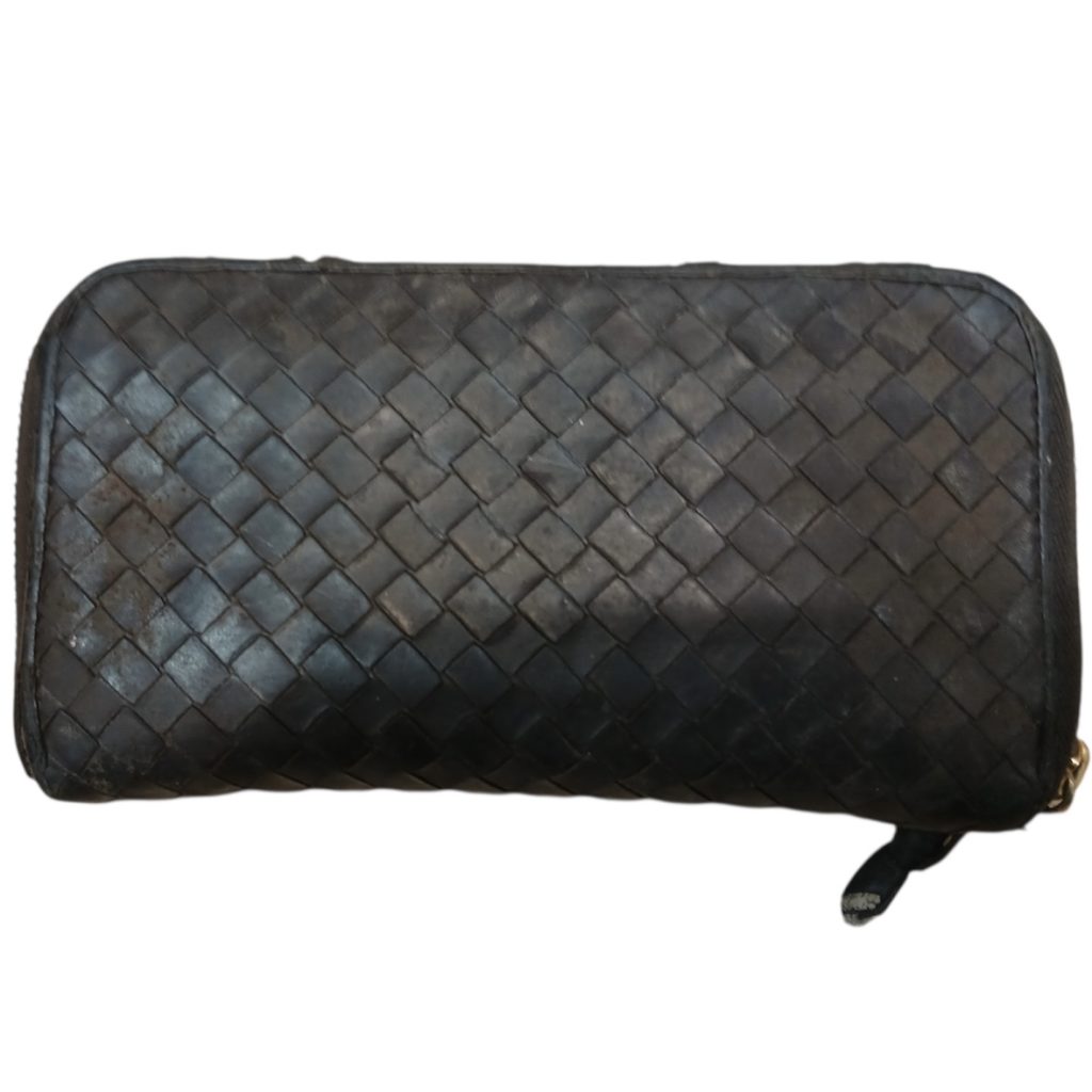 ボッテガヴェネタ イントレチャート 二つ折り財布