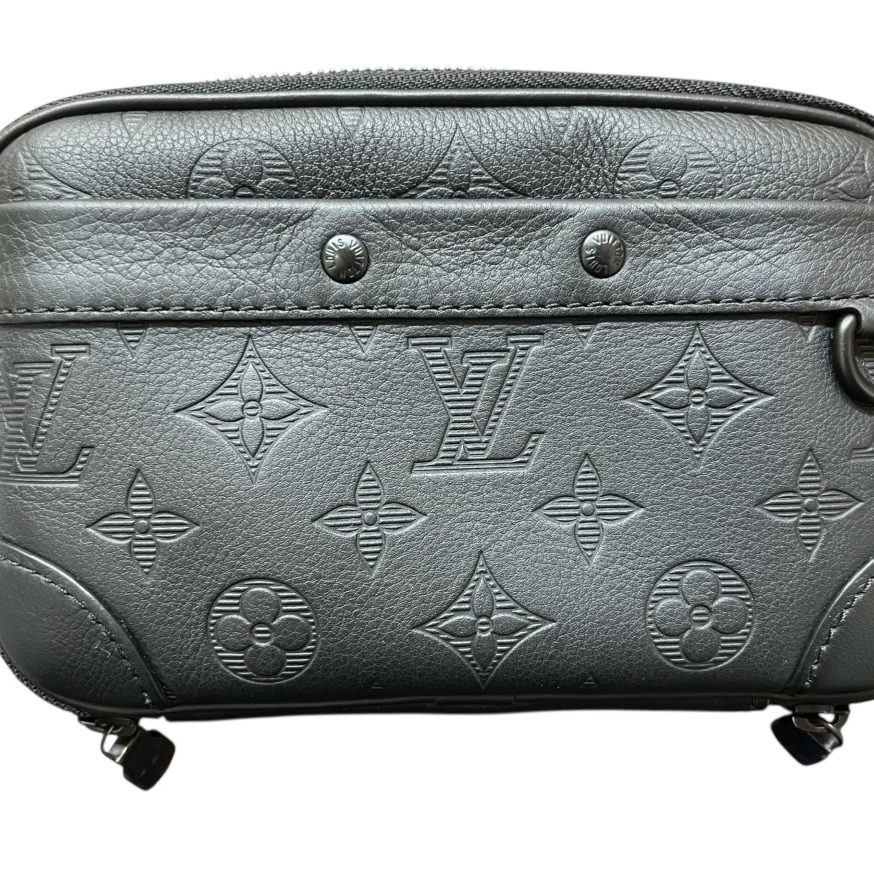 ルイヴィトン アルファ･ウェアラブルウォレット モノグラムシャドウ M82544