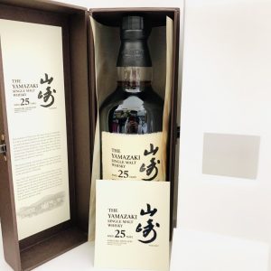 【SUNTORY(サントリー)山崎25年】