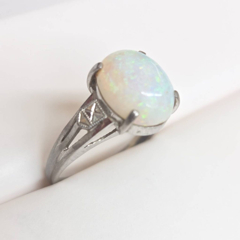 K14WG ホワイトオパールリング