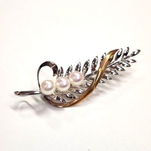 プラチナ900 (Pt900) 18金（K18）ブローチ パール ジュエリー 真珠 | 根室市琴平町
