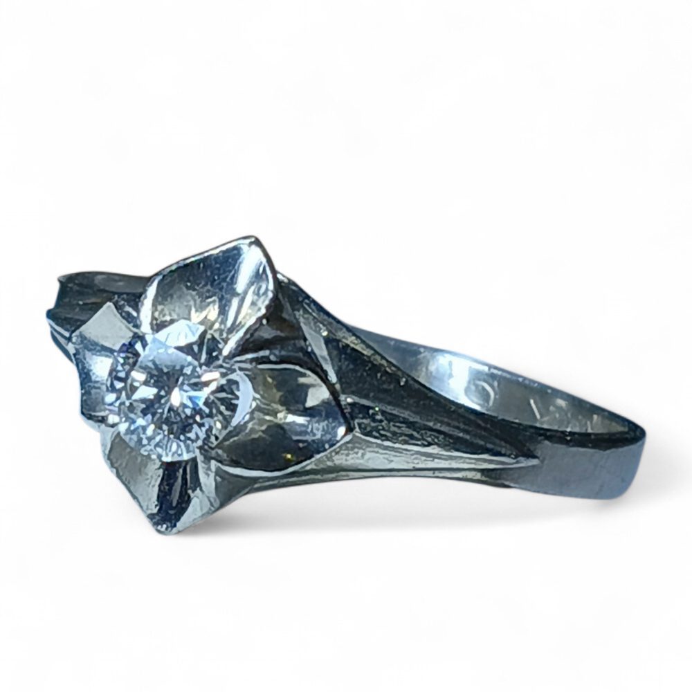 ダイヤモンド付プラチナリング Pt900