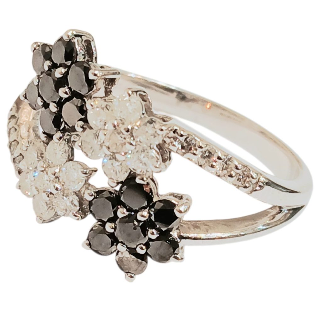 Pt900(プラチナ)ダイヤ付きリング