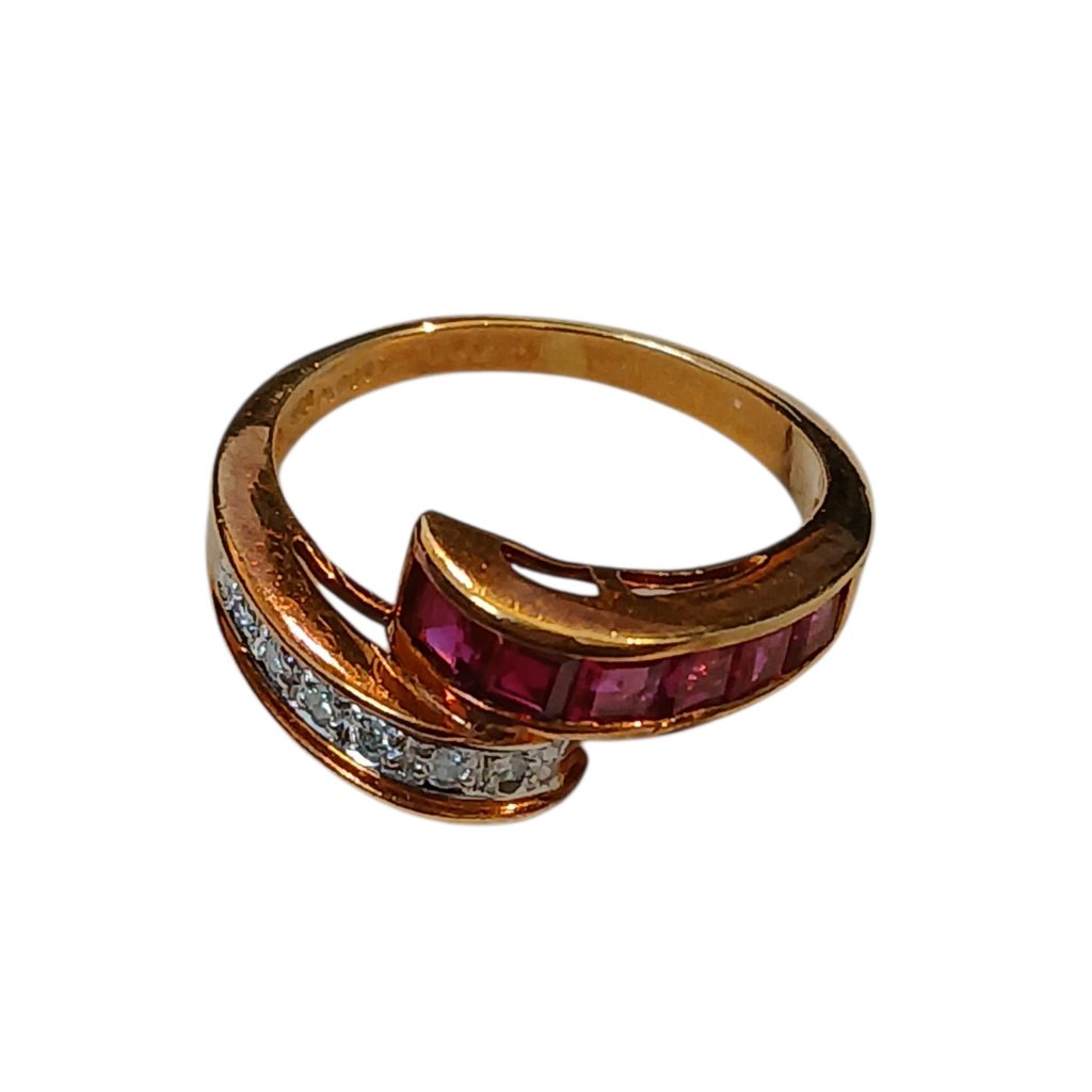 K18 (18金)　リング　石あり