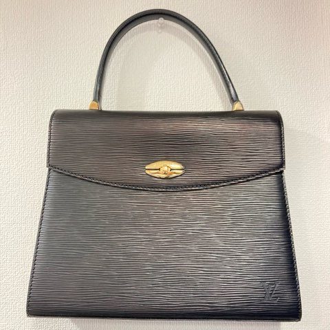 ヴィトンバッグ