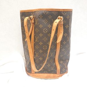 LOUIS VUITTON ルイヴィトン モノグラム バケットGM ショルダーバッグ