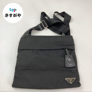 PRADA ナイロンショルダーバッグ