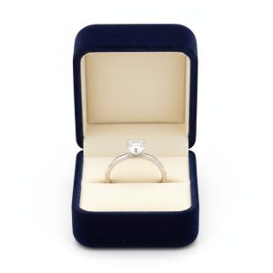 Pt900　プラチナ900　ダイヤモンドリング