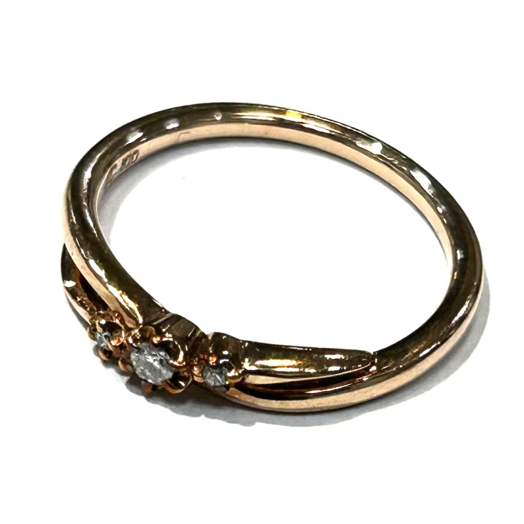 K18 18金 750 リング メレダイヤ付き