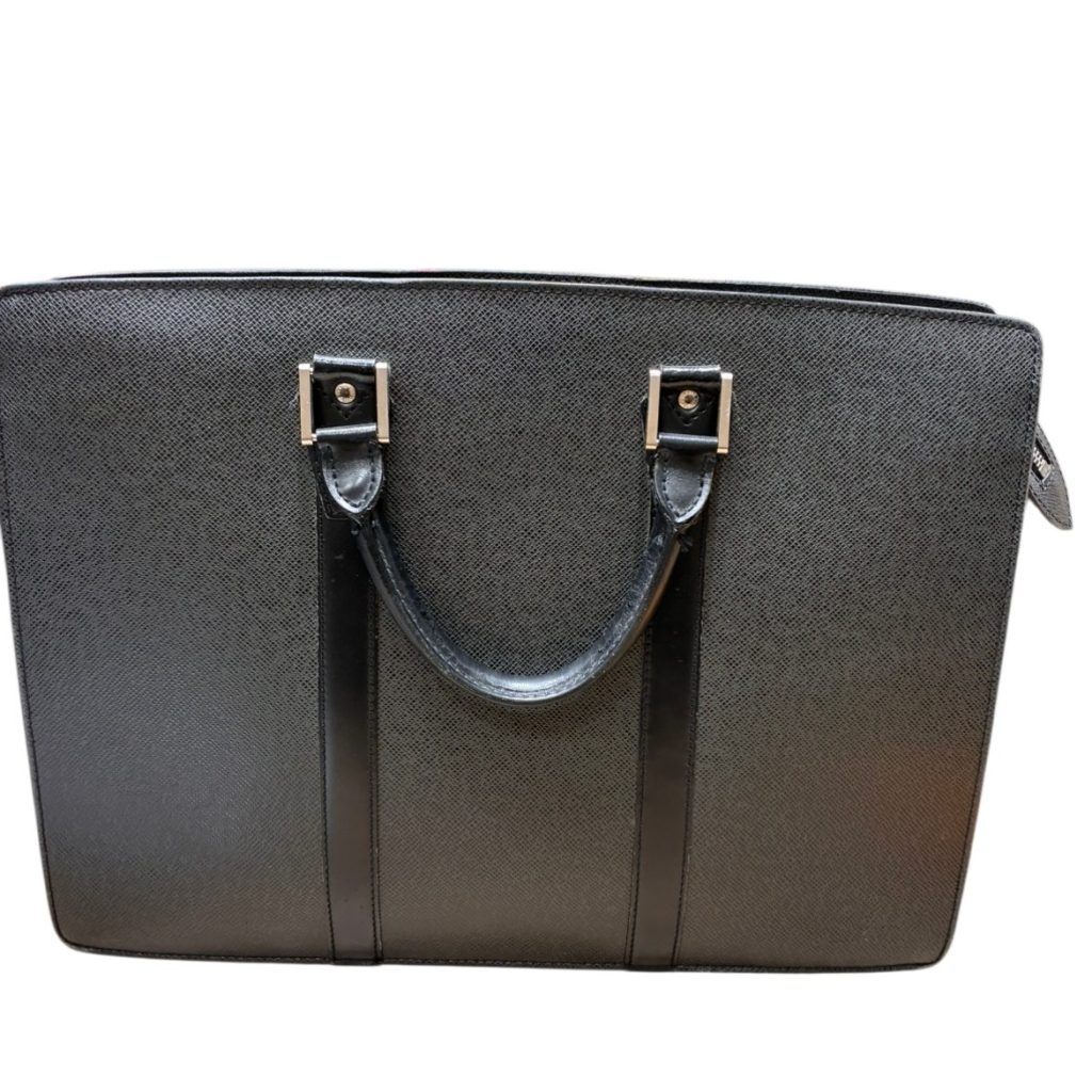 ルイヴィトン ポルト ドキュマン ロザン アルドワーズ