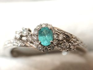 プラチナ（Pt900）ダイヤモンド　エメラルド　リング