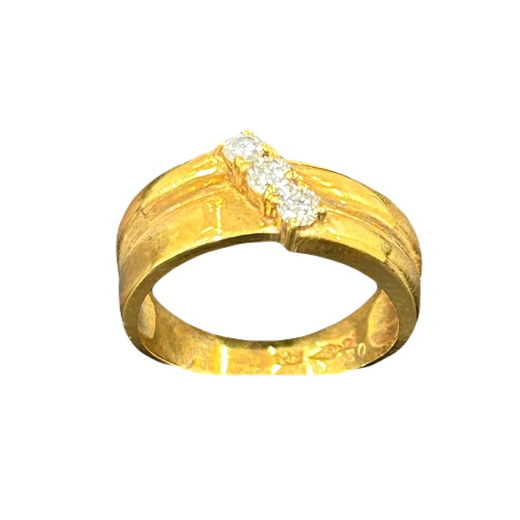 K18  18金　金　地金　リング　アクセサリー  メレダイヤ