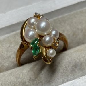 K18パール、エメラルドリング