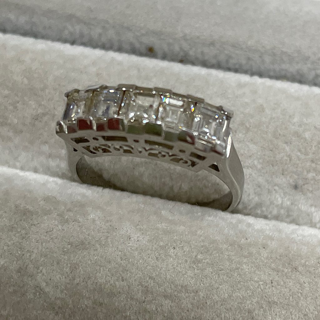 金プラチナの高価買取| pt900ダイヤモンド付き指輪のお買い取り | 取手市南藤代