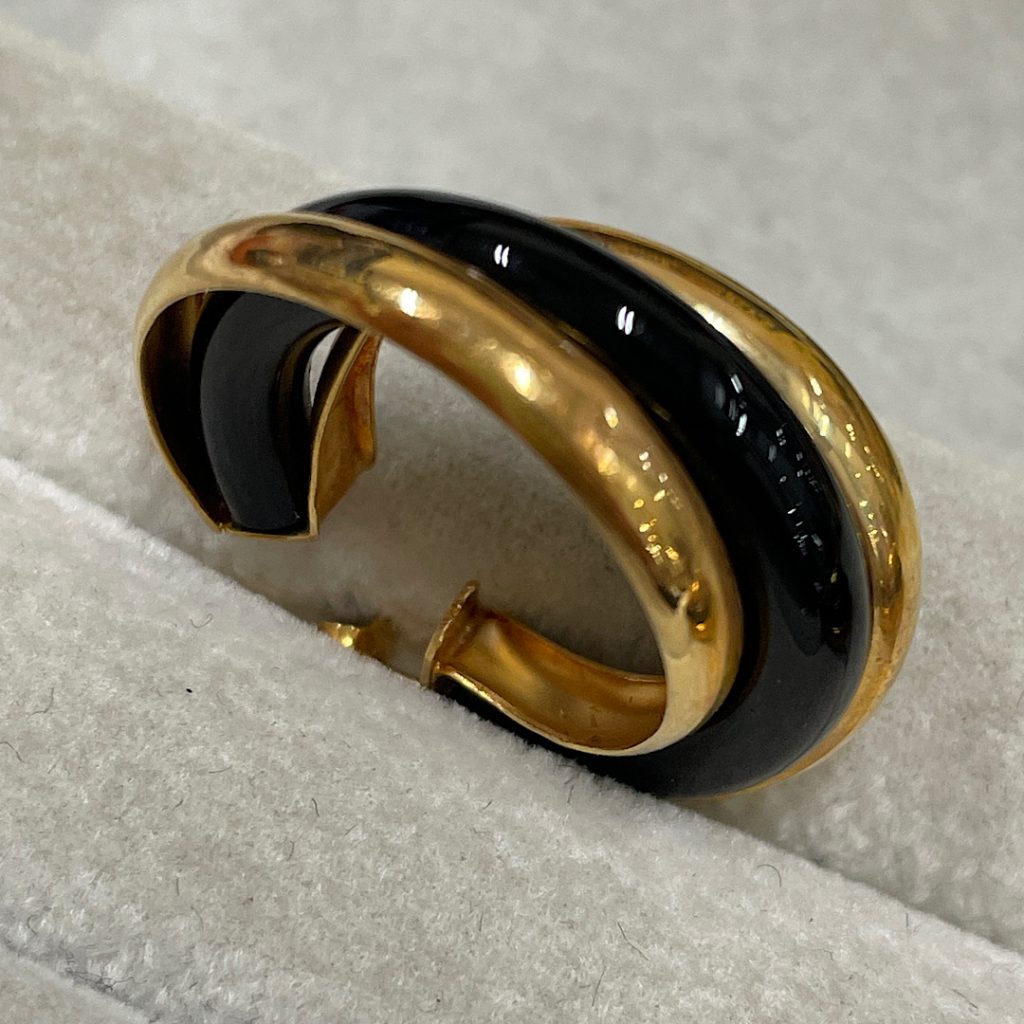 金の価格が高騰中！ | 金とオニキスのイヤリングの買取| 利根町もえぎ野台