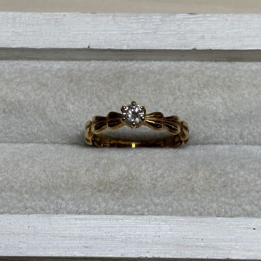 K18　ダイヤモンドリング