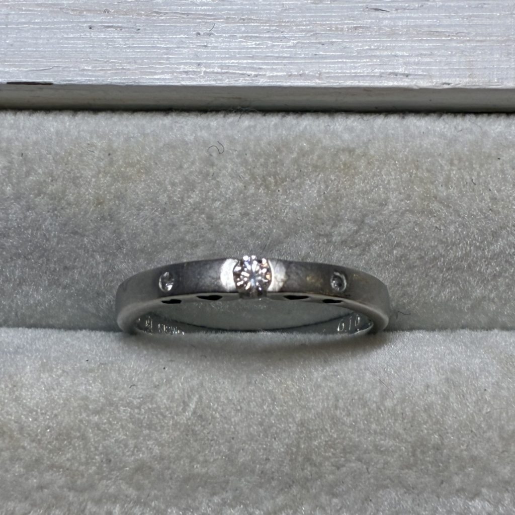 K18WG（18金ホワイトゴールド）ダイヤモンドリング