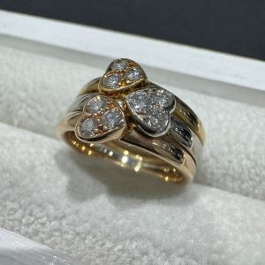 ヴァンクリーフ＆アーペル 3Pハートダイヤ K18 リング