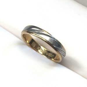 K18（18金）× Pt900（プラチナ900） コンビリング