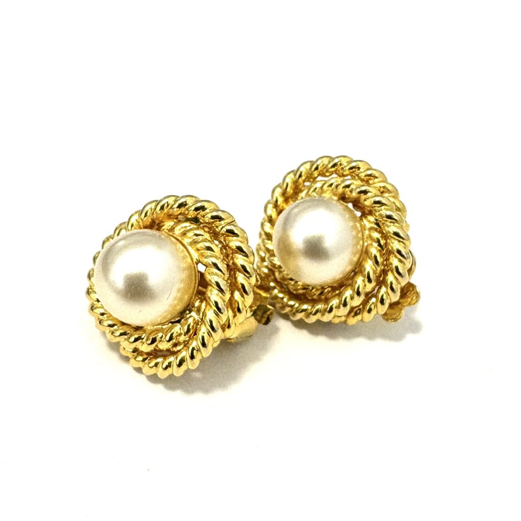 K18（18金）ピアス