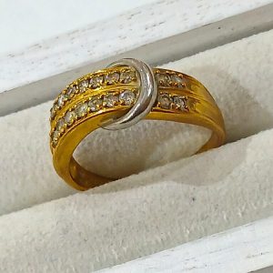 【K18Pt850コンビリング】18金・プラチナ850・メレダイヤモンド・貴金属・アクセサリー・ジュエリー