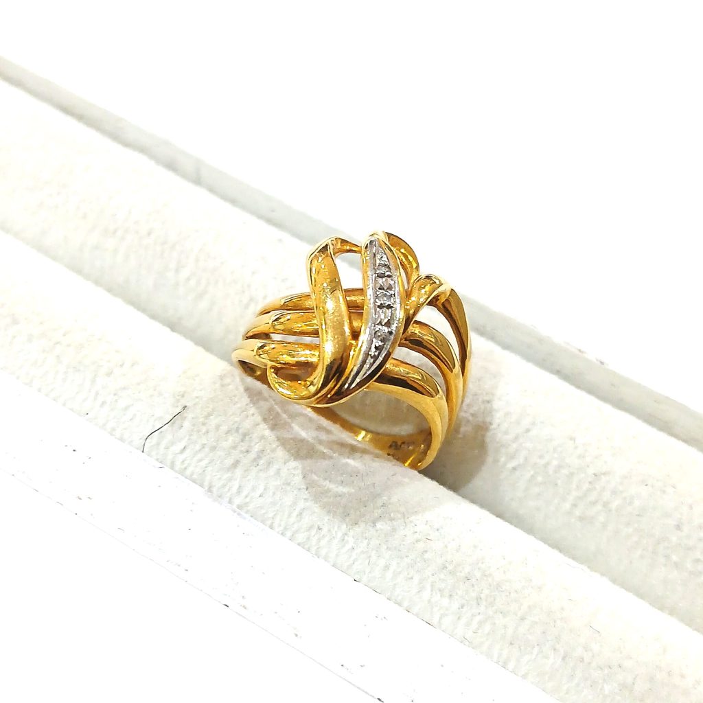 【K18Pt900リング】18金・プラチナ900・メレダイヤモンド・貴金属・アクセサリー・ジュエリー