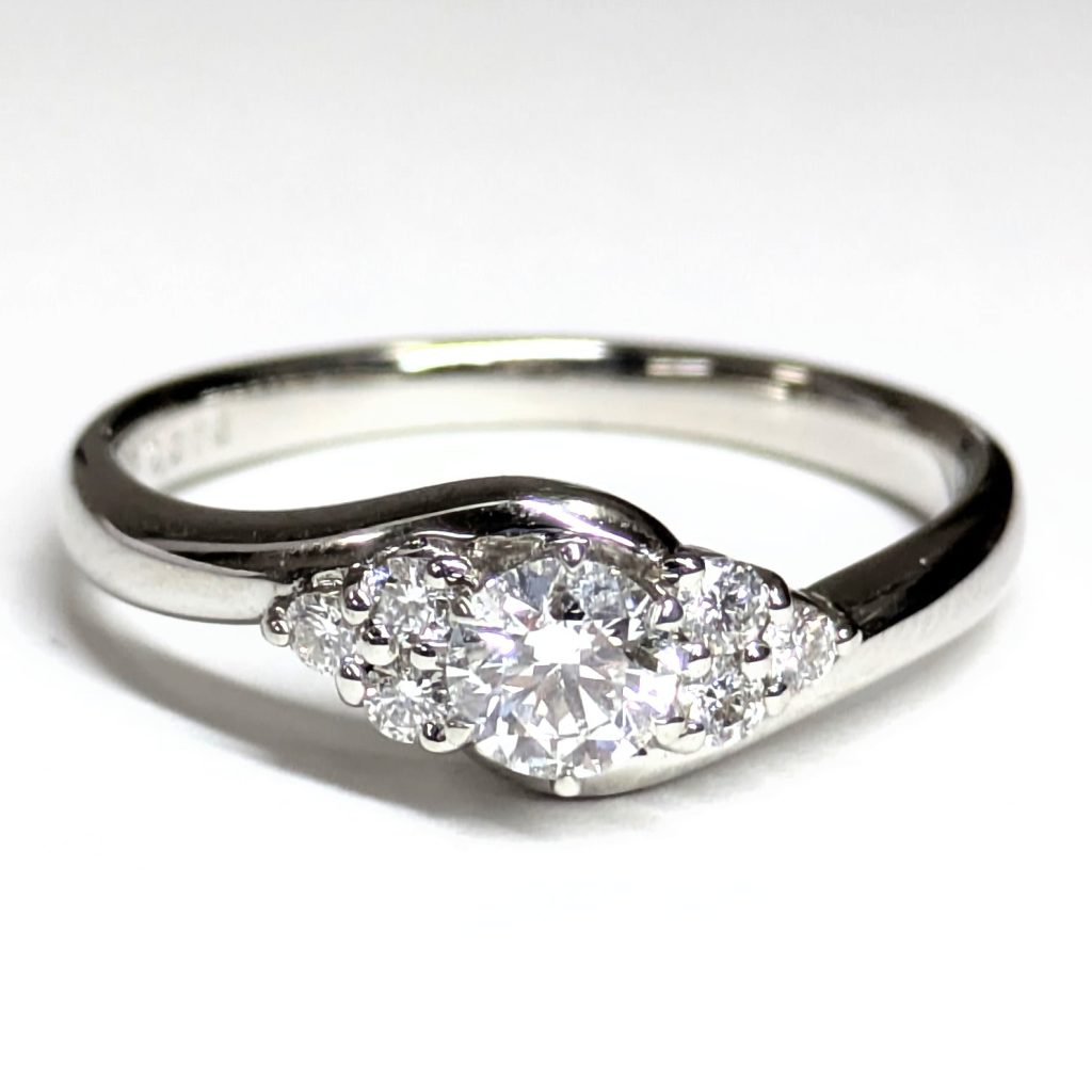 Pt900 プラチナ リング 指輪 ダイヤモンド