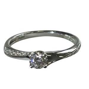 Pt900 ダイヤモンドリング