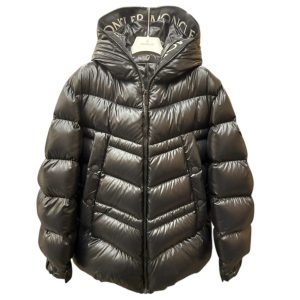 MONCLER モンクレール レタリング ロゴ ダウンジャケット