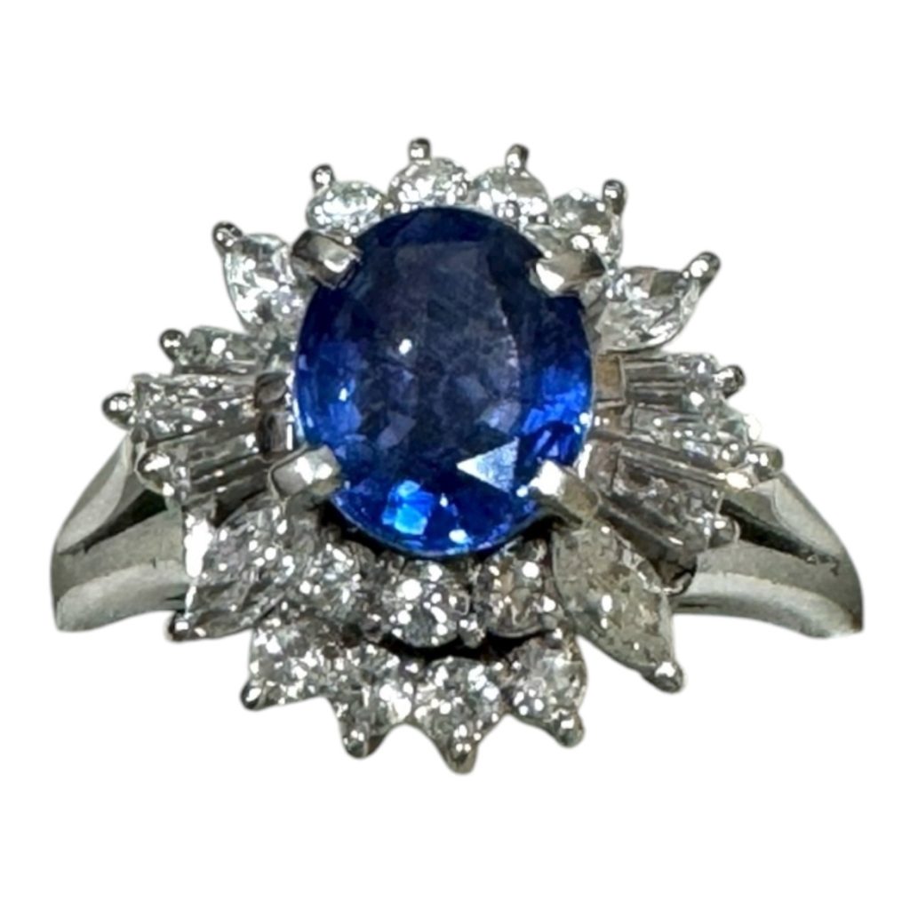 Pt900 リング サファイア付き