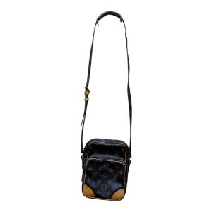 LOUIS VUITTON（ルイ・ヴィトン） モノグラム アマゾン ショルダーバッグ  M45236