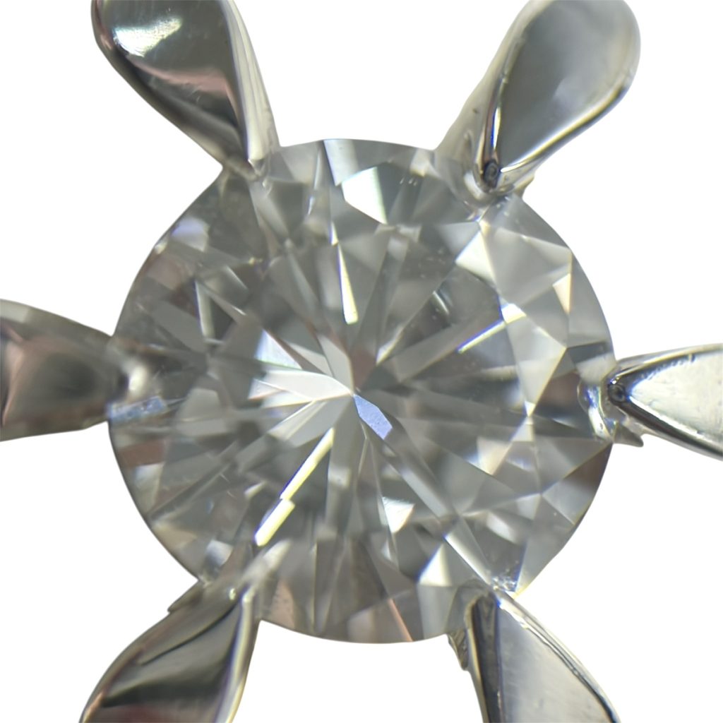 ダイヤモンドリング　プラチナ　指輪