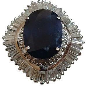 Pt900 3ct サファイア メレダイヤ付 デザインリング