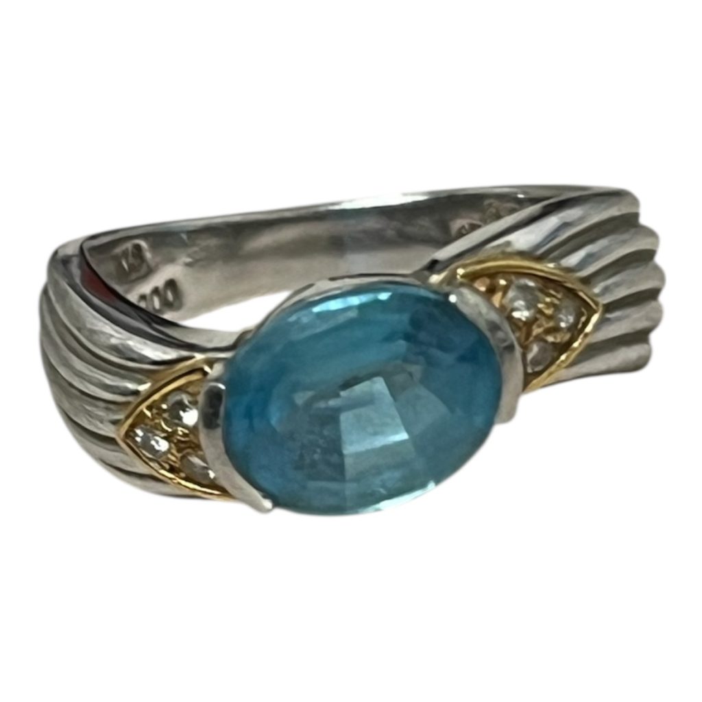 プラチナベースPt900/K18混合 リング 石付き