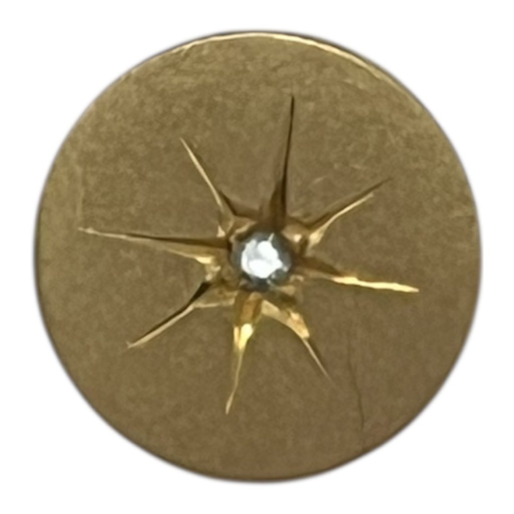 K18 18金 ピンバッジ