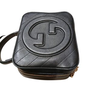 ソーホー レザーショルダー ブラック GUCCI【Aランク】