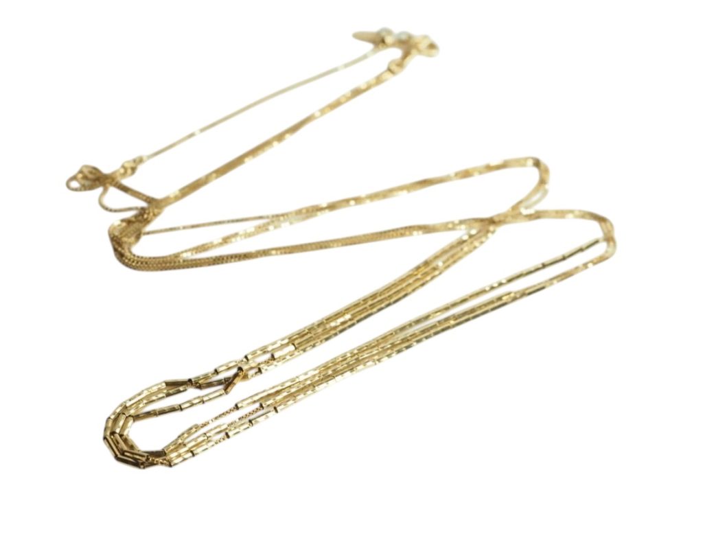 K18（18金）ネックレス