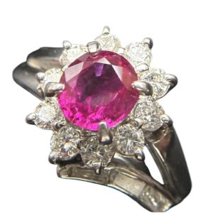 Pt900(プラチナ) ピンクサファイア0.5ct メレ0.29ct リング