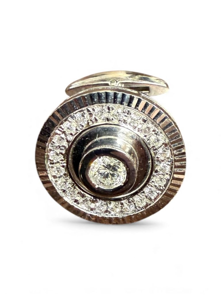 Pt900 カフス（ダイヤモンド付き）